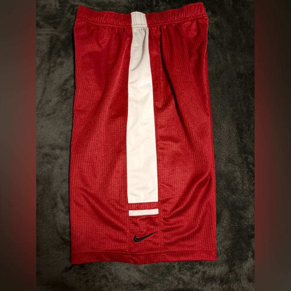 Basketball shorts
